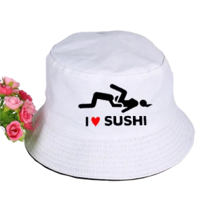 Chapeau avec design sushi