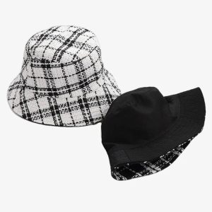 chapeau réversible carreaux
