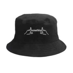 chapeau bob something